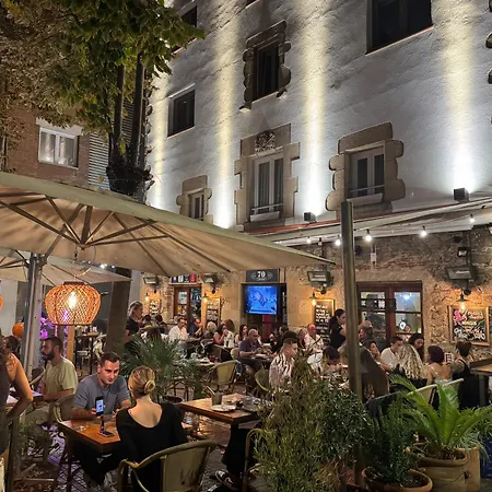 贝拉多洛雷斯酒店 酒店 滨海略雷特