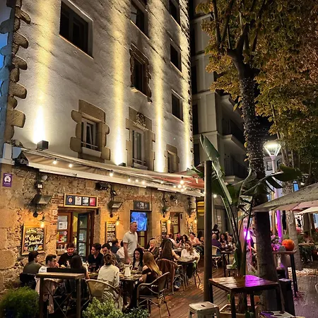 贝拉多洛雷斯酒店 酒店 滨海略雷特